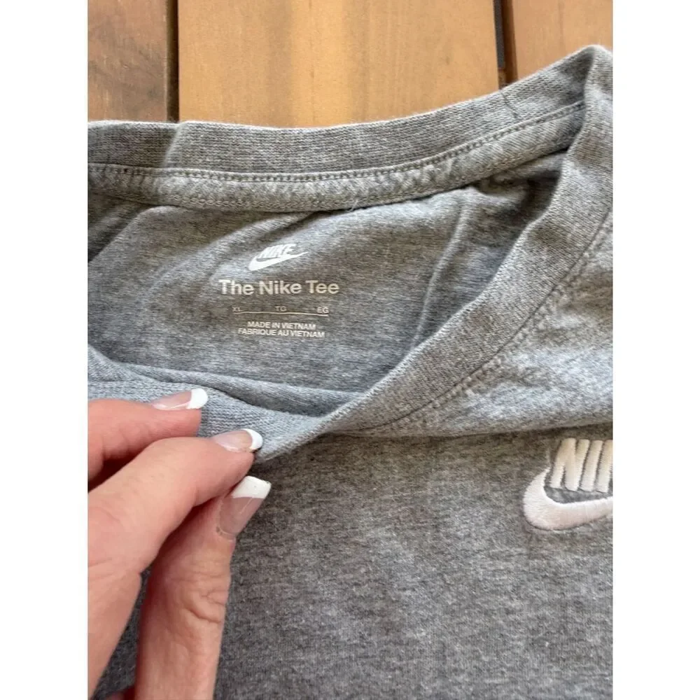Nike soft gray